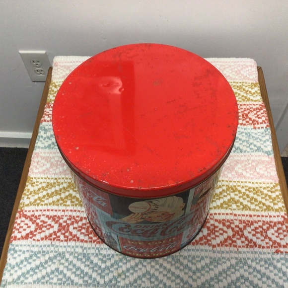 COCA COLA STORAGE CAN - Picture 2 of 3